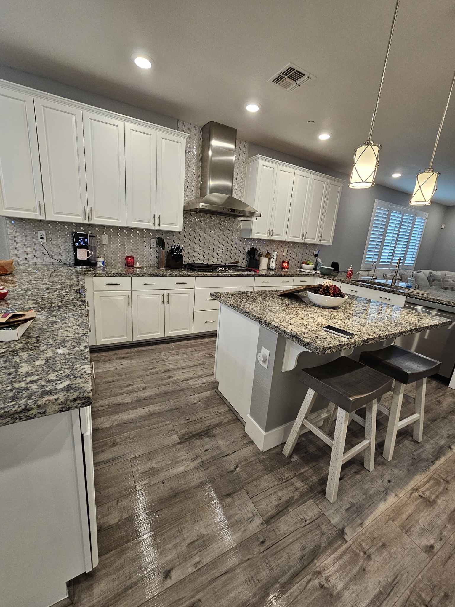 A kitchen from Montoya Cleaning’s project gallery